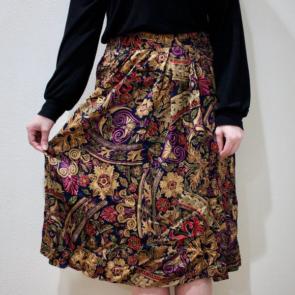 Vintage Dresses & Skirts - Vintage retro floral skirt
